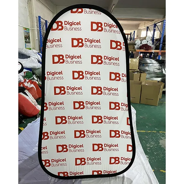 Вертикални искачући банер